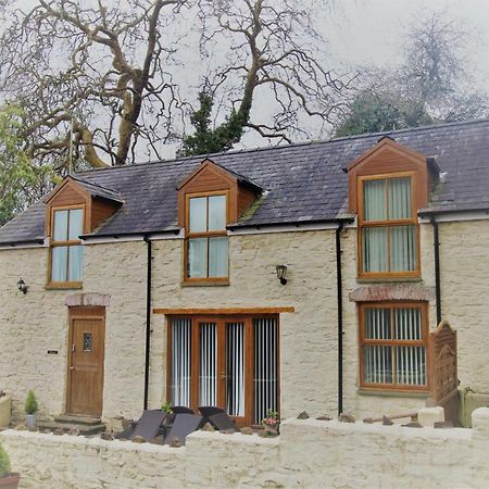 Rose Coach House Pendine Exterior foto